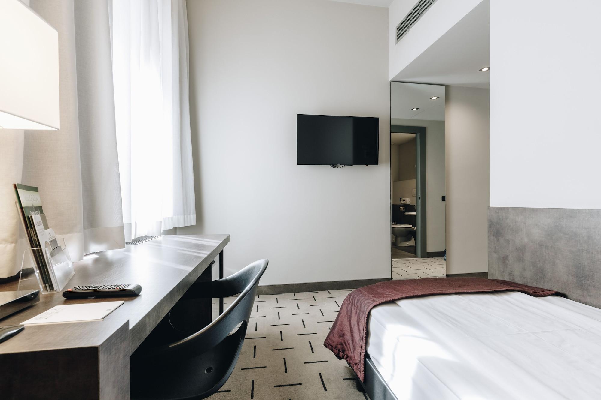 Hotel Continental كريمونا المظهر الخارجي الصورة