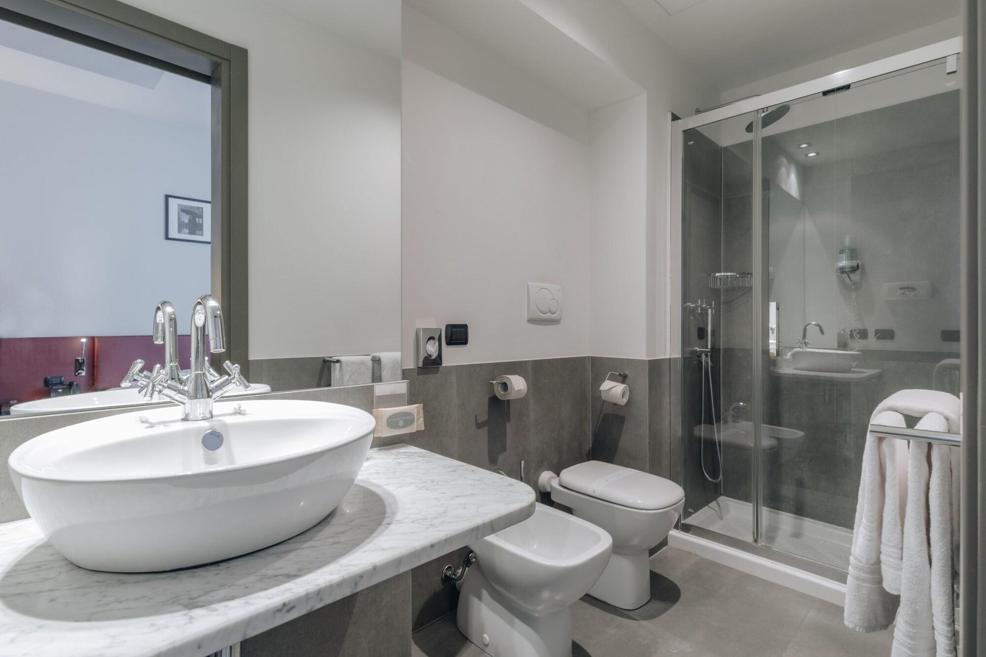 Hotel Continental كريمونا المظهر الخارجي الصورة