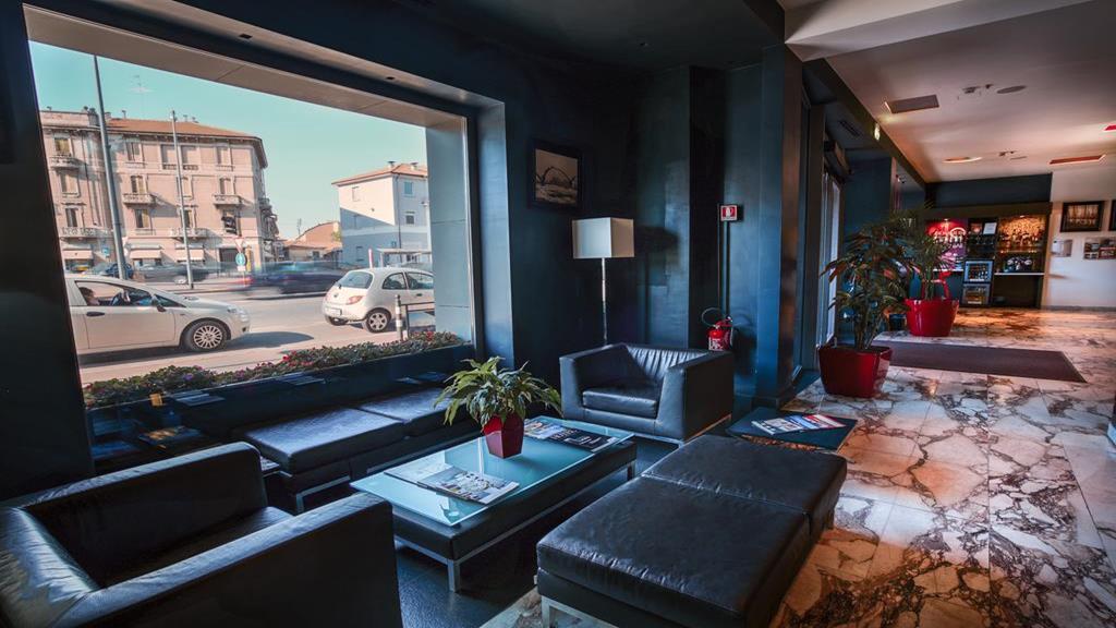 Hotel Continental كريمونا المظهر الخارجي الصورة